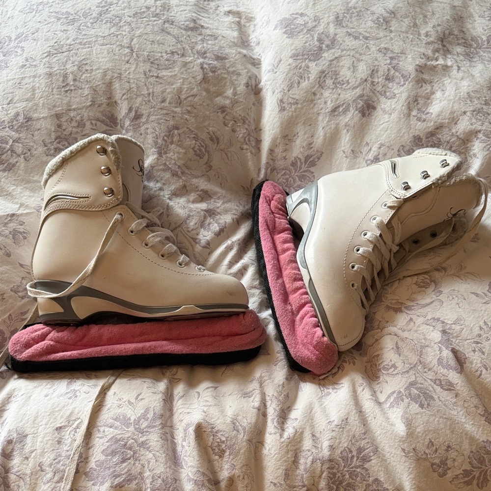 White Women's Figure Skates with Pink Blade Covers
